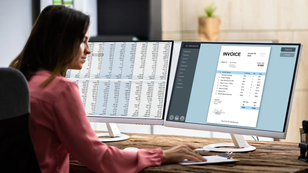 Invoice Accounting Software Female Accountant (1)